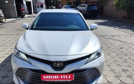 Toyota Camry, 2020 год, 3 100 000 рублей, 4 фотография
