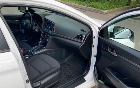 Hyundai Elantra VI рестайлинг, 2018 год, 1 250 000 рублей, 7 фотография