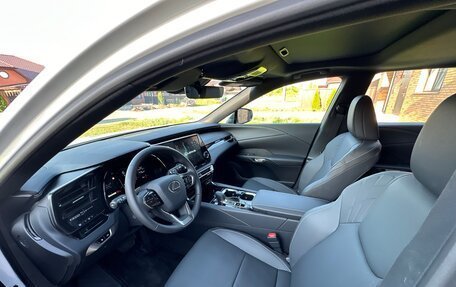 Lexus RX IV рестайлинг, 2025 год, 6 999 999 рублей, 6 фотография