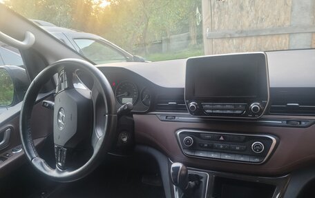 Hyundai Grand Starex Grand Starex I рестайлинг 2, 2019 год, 3 300 000 рублей, 5 фотография