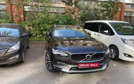 Volvo V90 Cross Country I рестайлинг, 2020 год, 5 850 000 рублей, 1 фотография