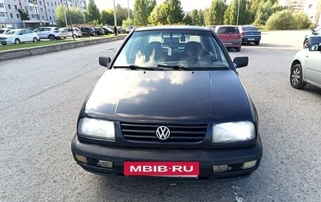 Volkswagen Vento, 1994 год, 158 000 рублей, 3 фотография