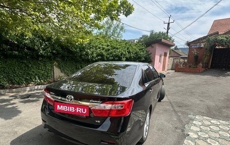 Toyota Camry, 2014 год, 1 850 000 рублей, 2 фотография