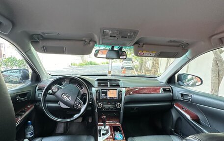 Toyota Camry, 2014 год, 1 850 000 рублей, 10 фотография
