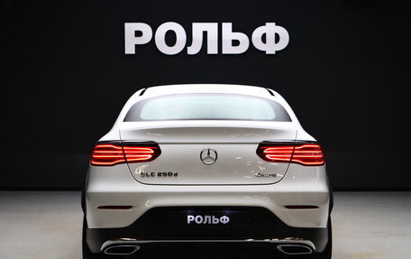 Mercedes-Benz GLC Coupe, 2019 год, 4 200 000 рублей, 4 фотография