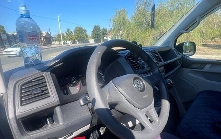 Volkswagen Transporter T6 рестайлинг, 2019 год, 3 850 000 рублей, 8 фотография