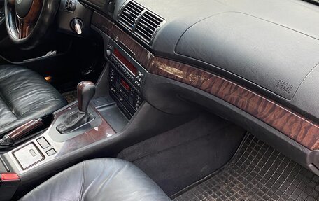 BMW 5 серия, 2002 год, 790 000 рублей, 10 фотография