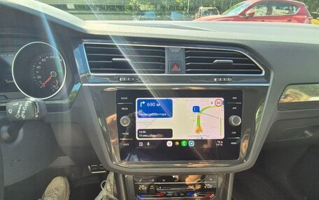 Volkswagen Tiguan II, 2021 год, 2 520 000 рублей, 15 фотография