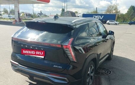 Geely Atlas, 2023 год, 2 610 000 рублей, 3 фотография