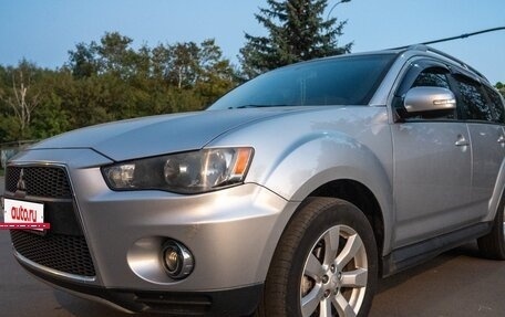 Mitsubishi Outlander III рестайлинг 3, 2010 год, 1 050 000 рублей, 9 фотография