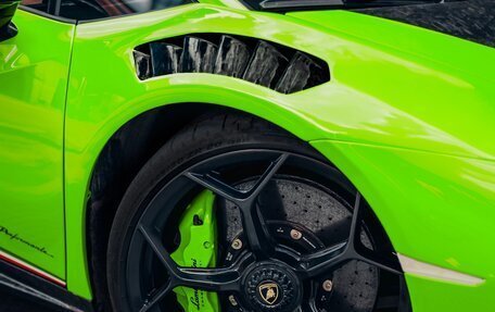 Lamborghini Huracán, 2017 год, 24 500 000 рублей, 3 фотография