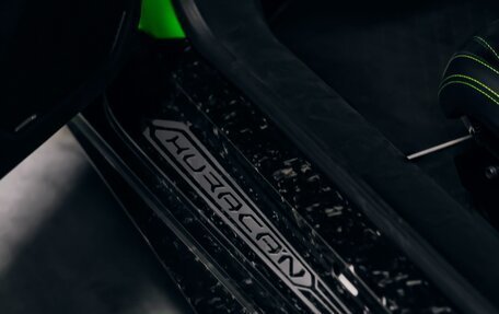 Lamborghini Huracán, 2017 год, 24 500 000 рублей, 14 фотография