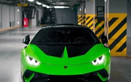 Lamborghini Huracán, 2017 год, 24 500 000 рублей, 11 фотография