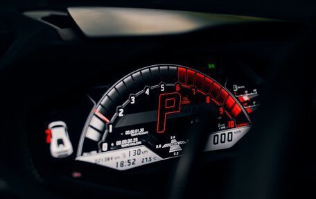 Lamborghini Huracán, 2017 год, 24 500 000 рублей, 15 фотография