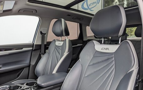 Geely Atlas, 2023 год, 2 520 000 рублей, 19 фотография