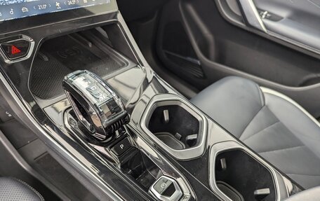 Geely Atlas, 2023 год, 2 520 000 рублей, 33 фотография