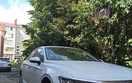 Volkswagen Passat B8 рестайлинг, 2017 год, 2 300 000 рублей, 7 фотография