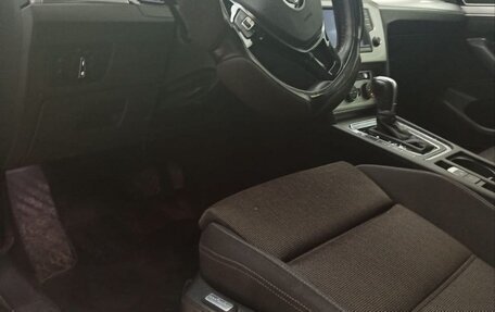 Volkswagen Passat B8 рестайлинг, 2017 год, 2 300 000 рублей, 8 фотография