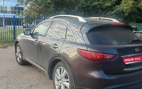 Infiniti QX70, 2014 год, 1 700 000 рублей, 4 фотография