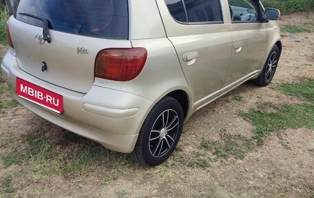 Toyota Vitz, 2003 год, 430 000 рублей, 3 фотография