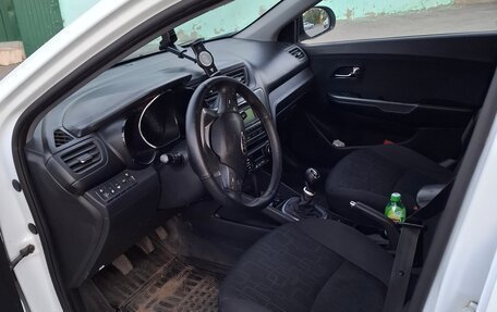 KIA Rio III рестайлинг, 2013 год, 760 000 рублей, 6 фотография