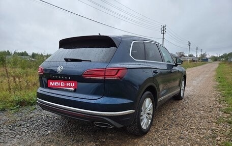 Volkswagen Touareg III, 2018 год, 4 190 000 рублей, 4 фотография