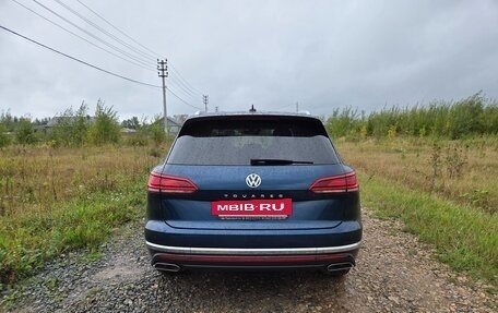 Volkswagen Touareg III, 2018 год, 4 190 000 рублей, 5 фотография