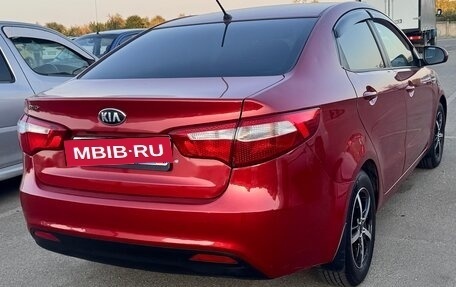 KIA Rio III рестайлинг, 2013 год, 750 000 рублей, 3 фотография