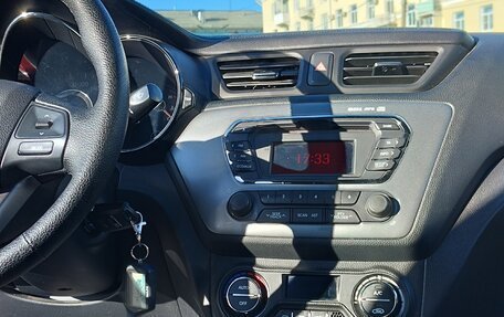 KIA Rio III рестайлинг, 2014 год, 930 000 рублей, 4 фотография