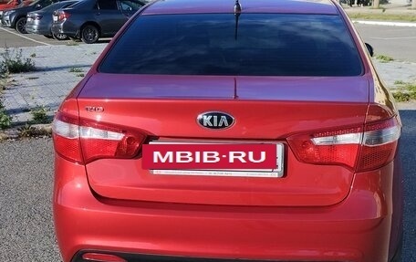 KIA Rio III рестайлинг, 2014 год, 930 000 рублей, 13 фотография