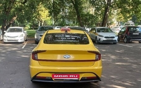 Hyundai Sonata VIII, 2019 год, 2 100 000 рублей, 3 фотография