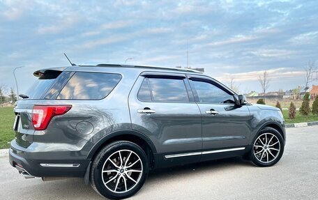 Ford Explorer VI, 2018 год, 2 500 000 рублей, 10 фотография