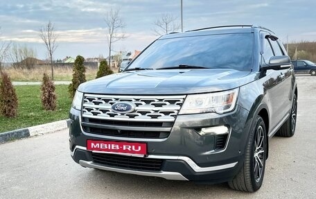 Ford Explorer VI, 2018 год, 2 500 000 рублей, 8 фотография