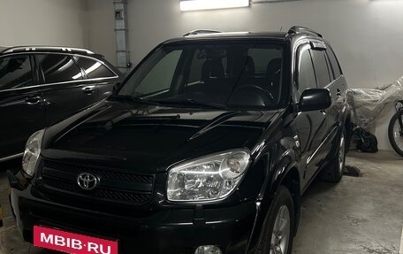 Toyota RAV4, 2004 год, 890 000 рублей, 2 фотография