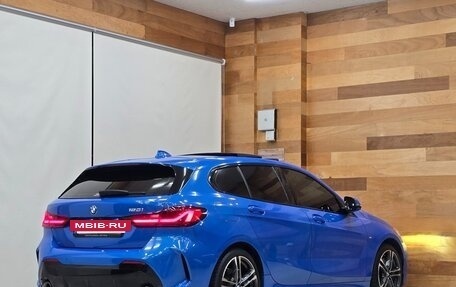 BMW 1 серия, 2021 год, 2 433 123 рублей, 3 фотография