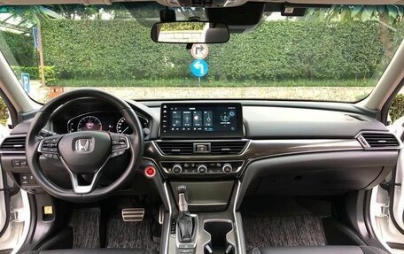 Honda Accord IX рестайлинг, 2022 год, 1 823 000 рублей, 10 фотография