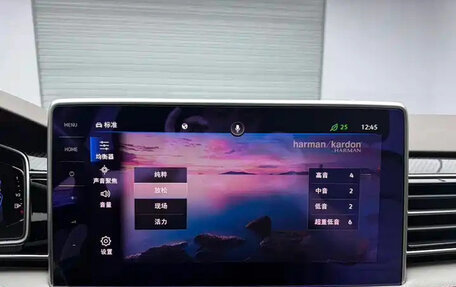 Volkswagen Tiguan II, 2022 год, 2 270 334 рублей, 13 фотография