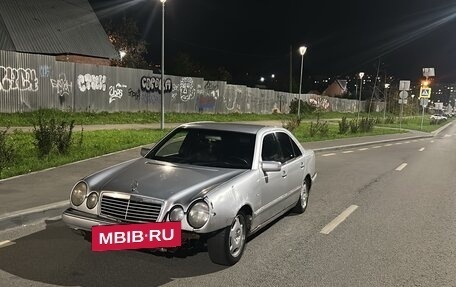 Mercedes-Benz E-Класс, 1996 год, 170 000 рублей, 3 фотография