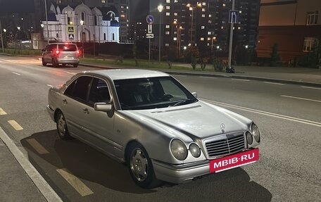 Mercedes-Benz E-Класс, 1996 год, 170 000 рублей, 4 фотография