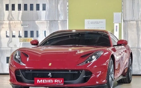 Ferrari 812, 2021 год, 36 467 752 рублей, 1 фотография