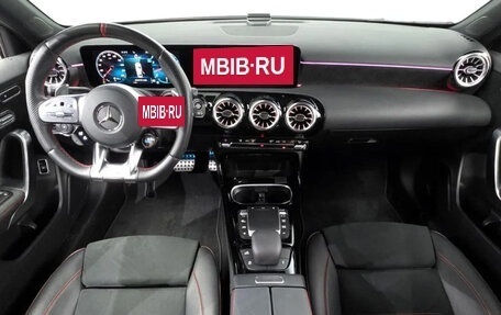 Mercedes-Benz A-Класс AMG, 2022 год, 3 440 000 рублей, 7 фотография