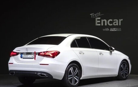 Mercedes-Benz A-Класс, 2022 год, 2 365 000 рублей, 2 фотография