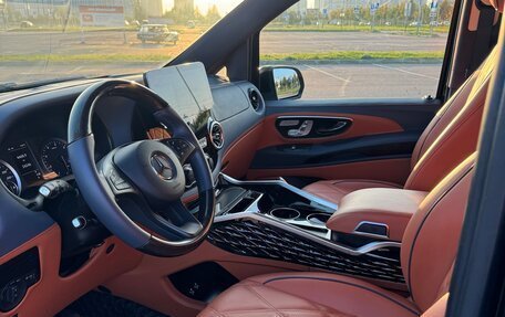 Mercedes-Benz V-Класс, 2023 год, 5 590 000 рублей, 12 фотография