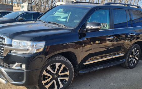 Toyota Land Cruiser 200, 2016 год, 5 150 000 рублей, 1 фотография