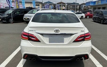 Toyota Crown, 2021 год, 2 376 000 рублей, 4 фотография