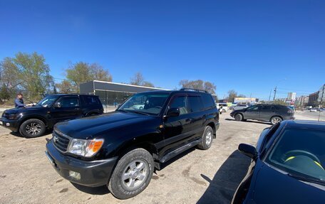 Toyota Land Cruiser 100 рестайлинг 2, 1999 год, 1 820 000 рублей, 1 фотография