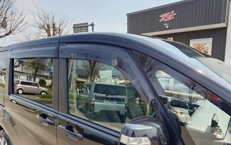 Honda Stepwgn IV, 2018 год, 1 700 000 рублей, 12 фотография