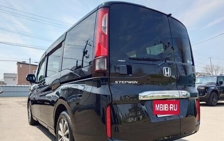 Honda Stepwgn IV, 2018 год, 1 700 000 рублей, 10 фотография