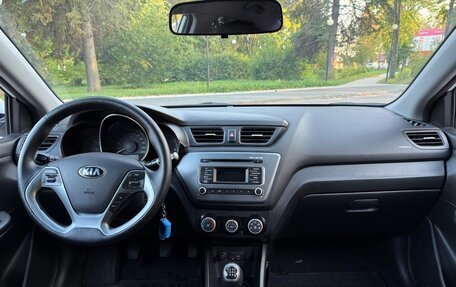 KIA Rio III рестайлинг, 2015 год, 985 000 рублей, 10 фотография