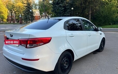 KIA Rio III рестайлинг, 2015 год, 985 000 рублей, 6 фотография